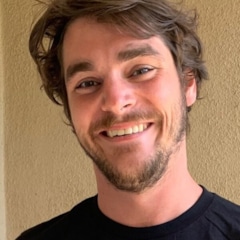 фотография Ар-Джей Митт