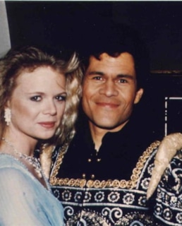 Эй Мартинес и Марси Уолкер