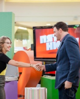 Ксения Собчак утверждена на роль ведущей шоу "Битва ресторанов"