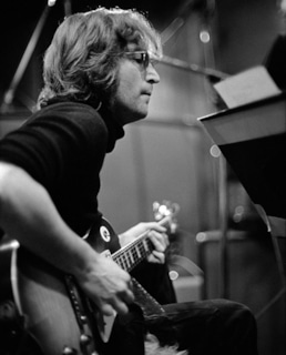 Джон Леннон