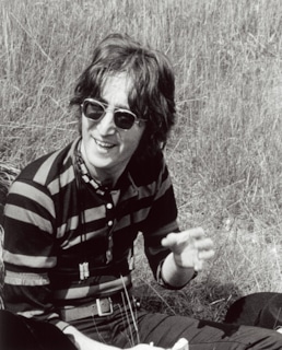 Джон Леннон