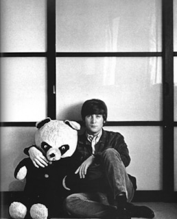 Джон Леннон