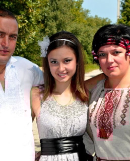 Елена Головань с родителями