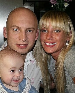 Роман Третьяков и Светлана Соколова с сыном