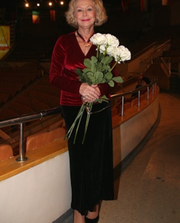 Светлана Немоляева