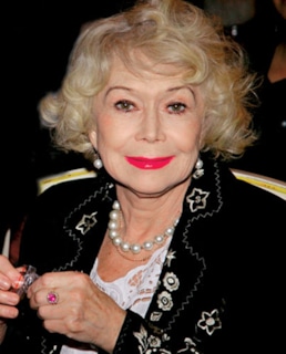 Светлана Немоляева