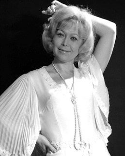 Светлана Немоляева