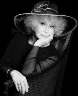 Светлана Немоляева