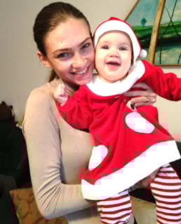 Мадалина Драгичи с дочкой