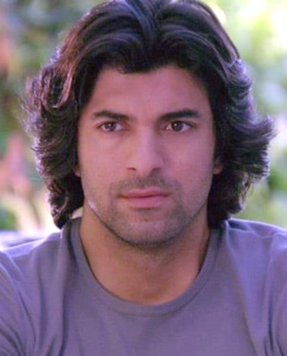 Энгин Акюрек