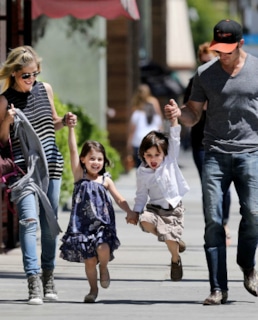 Сара Мишель Геллар с семьей