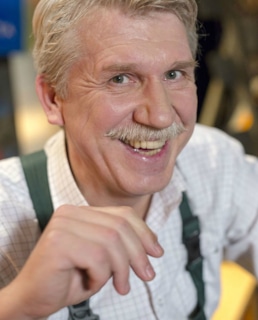 Сергей Баталов на съемках фильма