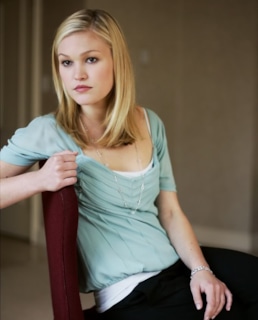 Джулия Стайлз