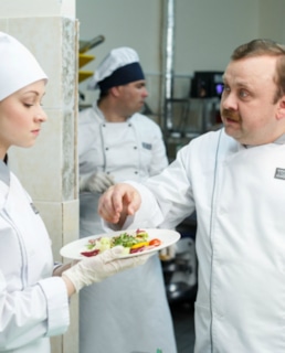 Дарья Пармененкова в фильме "Проще пареной репы"