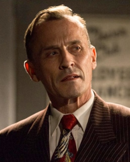 Роберт Неппер в фильме "Город гангстеров"