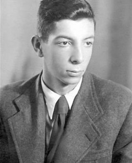 Микаэл Таривердиев