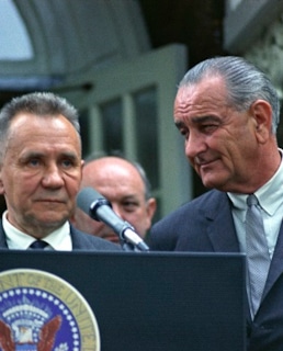 Алексей Косыгин и Гарольд Вилсон