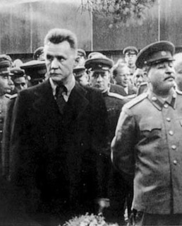 Алексей Косыгин и Иосиф Сталин