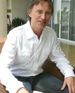 Роберт Карлайл