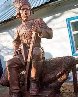 Памятник Нестору Махно