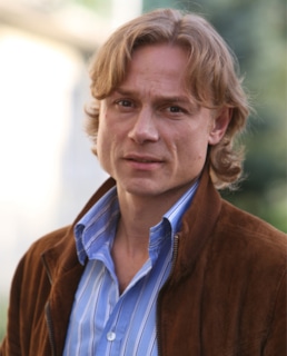 Валерий Карпин