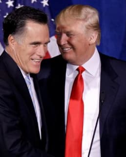 Donald Trump y Mitt Romney