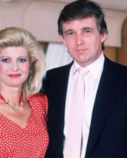 Donald Trump con su primera esposa