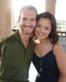 Ник Вуйчич с женой