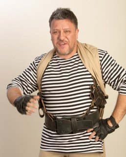Антон Деров
