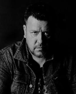 Антон Деров