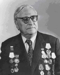 Лев Ошанин