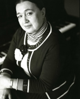 Виктория Постникова