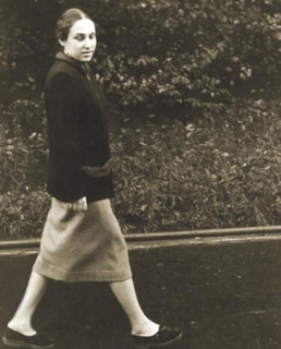 Юнна Мориц  в молодости