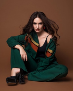 Александра Попова