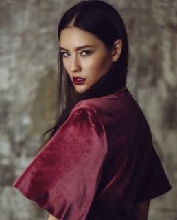 Александра Попова