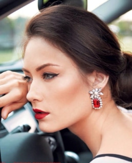 Александра Попова