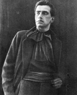 Владимир Маяковский в молодости