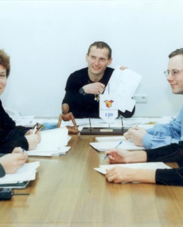 Максим Яковлев с коллегами