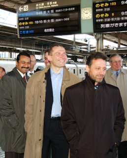 Максим Яковлев с коллегами