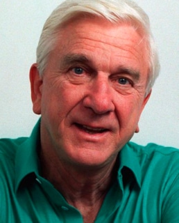 Лесли Нильсен