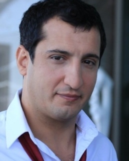 Арарат Кещян