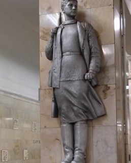 Памятник Зои Космодемьянской