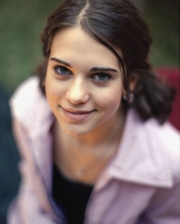 Линдси Фонсека