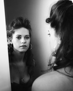 Линдси Фонсека