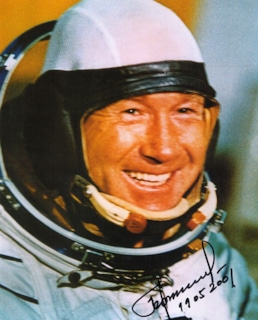 Космонавт Алексей Леонов