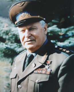 Герман Титов