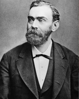 ​Альфред Нобель​