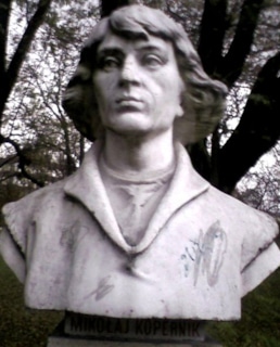 Бюст Коперника в Кракове