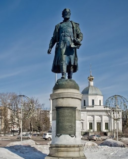 Памятник Афанасию Никитину в Твери