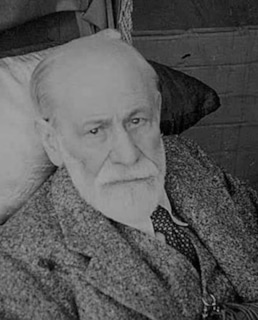 Одно из последних фото Зигмунда Фрейда, 1939 год